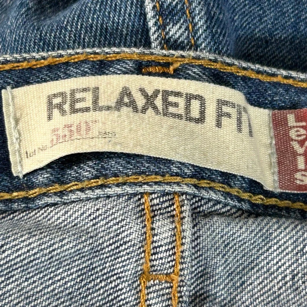 Levis 550 Relaxed Fit Mens 46x30 Medium Wash Blue Straight Leg Denim Jeans